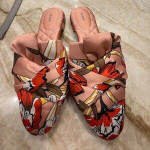 Birdies satin mule size 8.5